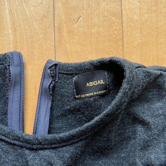 Girls dress - Picture 4 of 5